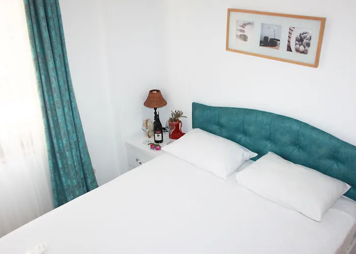 Hanimeli * בוזקאדה